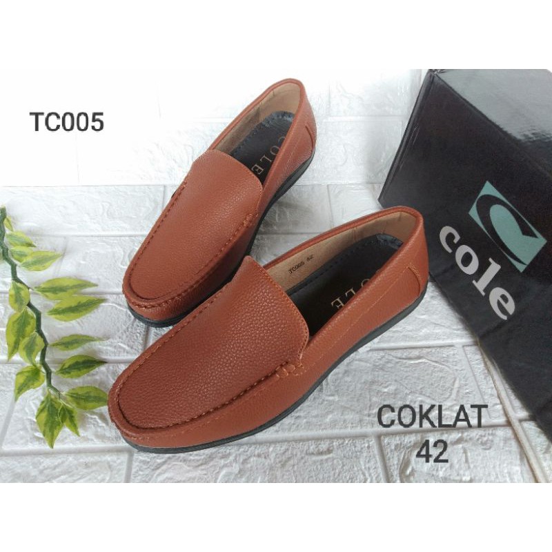 Sepatu FORMAL/CASUAL COLE