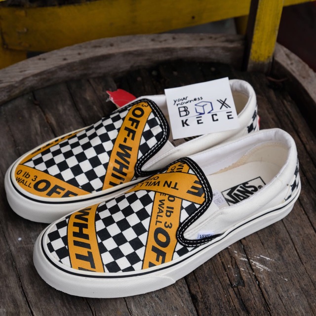 VANS SLIP ON X OFF WHITE CHECKERBOARD