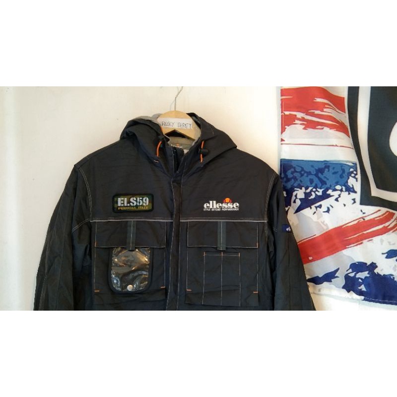 win lelang Jaket elese3