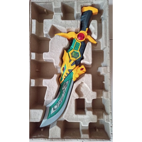 Legend hero pedang naga dx