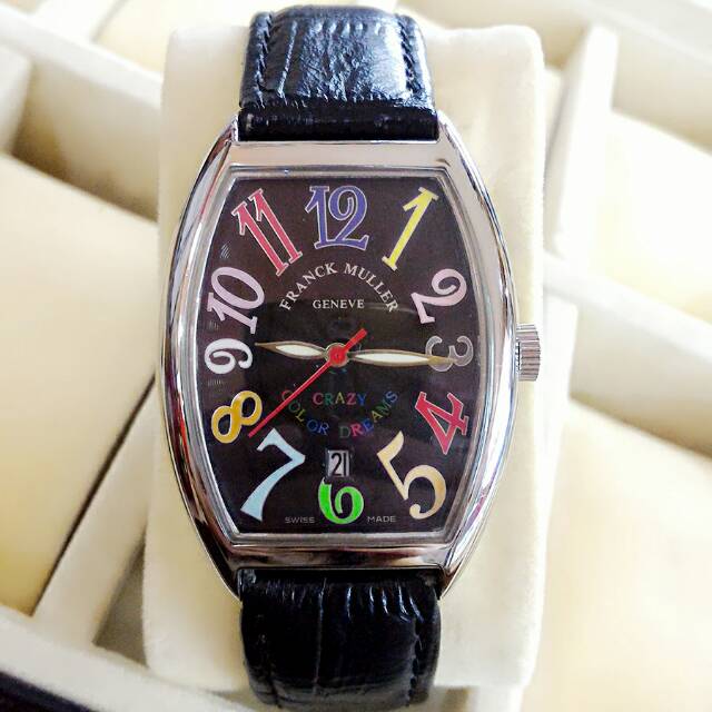 Jam tangan wanita kulit premium