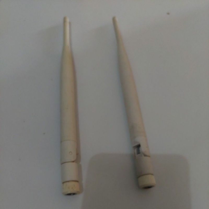 sepasang antena modem