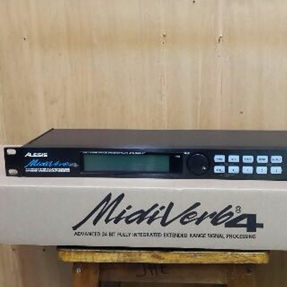 Dijual efek vokal alesis midiverg4 Limited