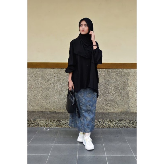 ALANA SHIRT HITAM/KEMEJA OVERSIZE/KEMEJA POLOS WANITA/KEMEJA RAYON