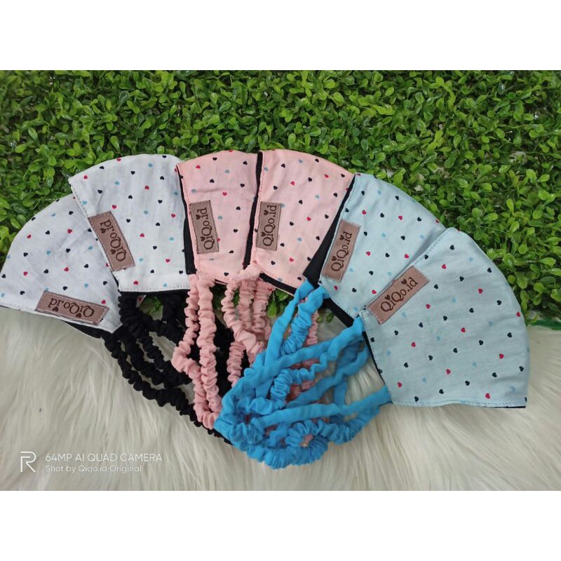 FILLYS Masker Kain Hijab Ori QIQO.ID Motif Love - Masker Mulut Headloop