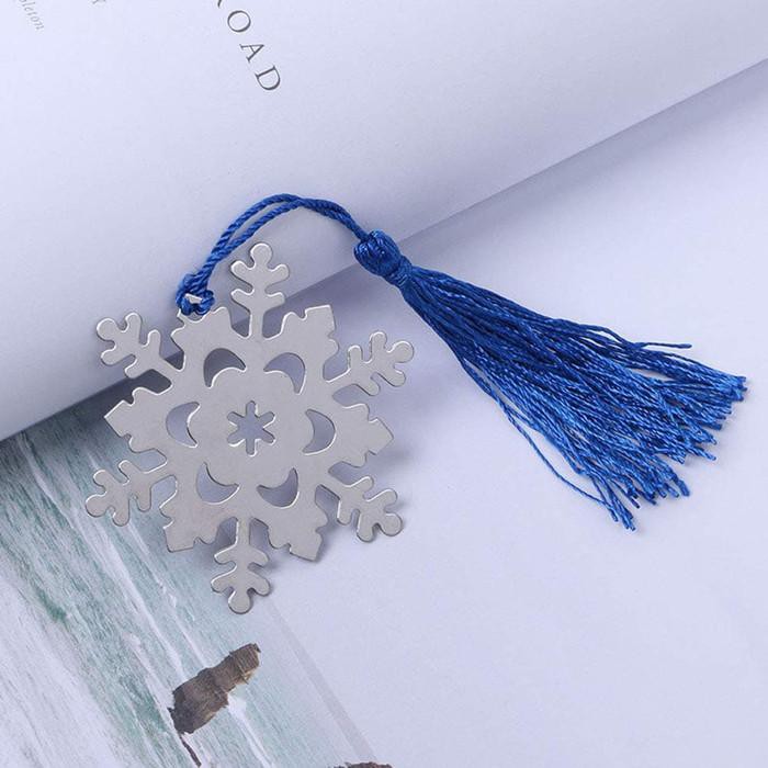 

Souvenir Wedding Bookmark Bunga Salju Snowflake Bookmark