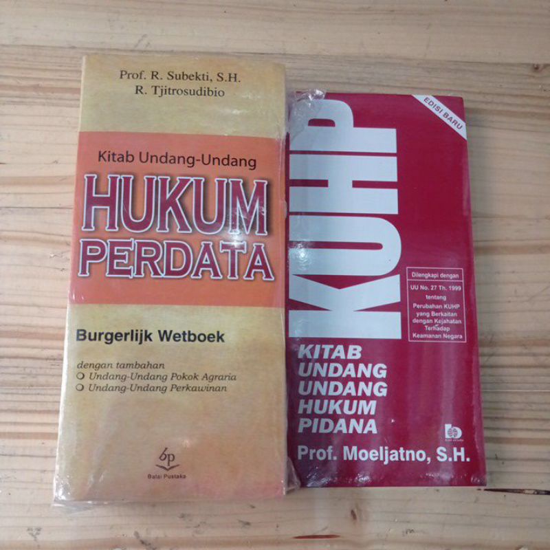paket hemat  kuhperdata dan kuhp