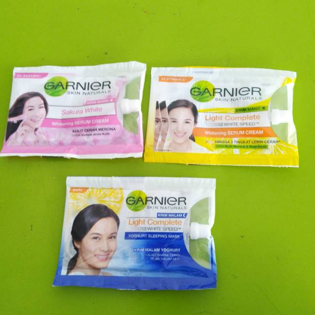 GARNIER  WHITENING SERUM CREAM / GARNIER PELEMBAB / GARNIER KRIM MALAM /GARNIER KRIM SIANG