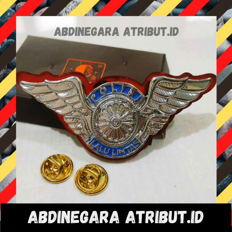 pin BRIVET WING LANTAS Lis mika merah