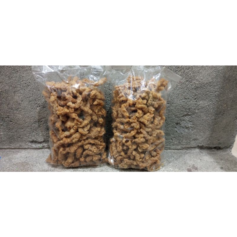 

kripik usus gurih nikmat halal selalu fresh bikin nagih berat 250gr