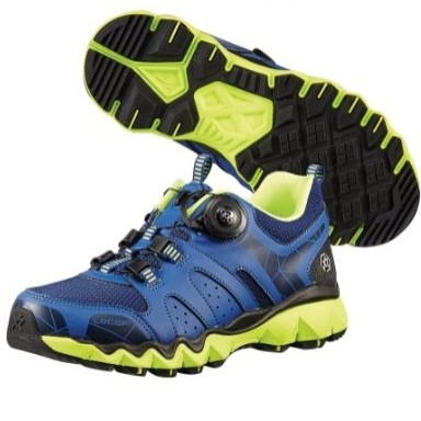 Lecaf sepatu Training  TITAN 111550910