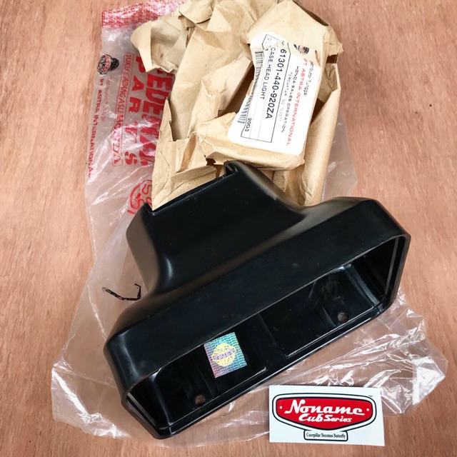 Cover batok lampu reflektor honda win 100 muda gl100