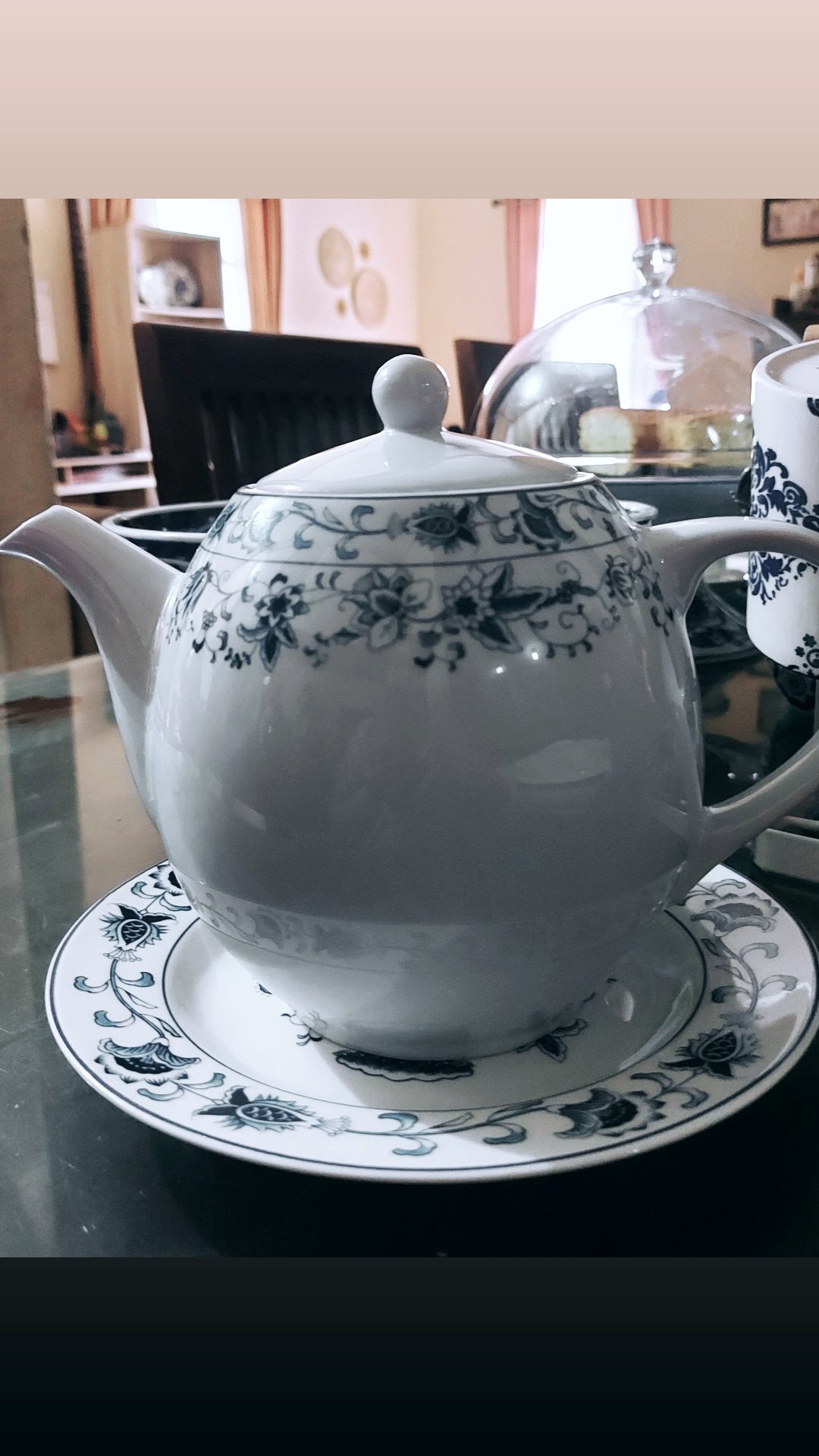 Teko Keramik Motif Ming Blue Oriental Gagang Bulat 1.2l