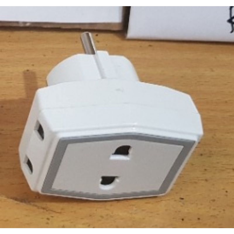 Steker T Multi 3 Lubang Colokan Listrik 3 lubang