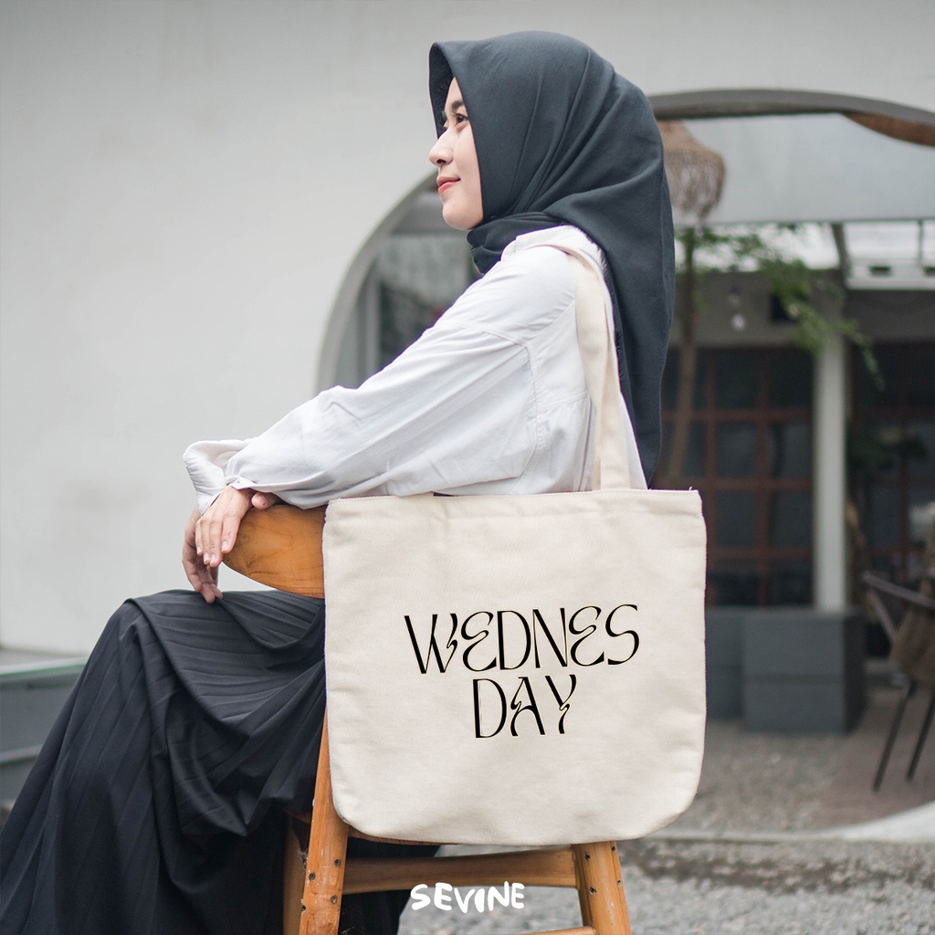 Sevine Tote Bag Kanvas Emily Resleting Kantong Tas Wanita Kuliah Sekolah Fashion Laptop Totebag Kerja Quotes Hari Vintage Aesthetic - VD