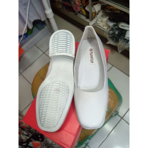 sepatu pdu lurah wanita