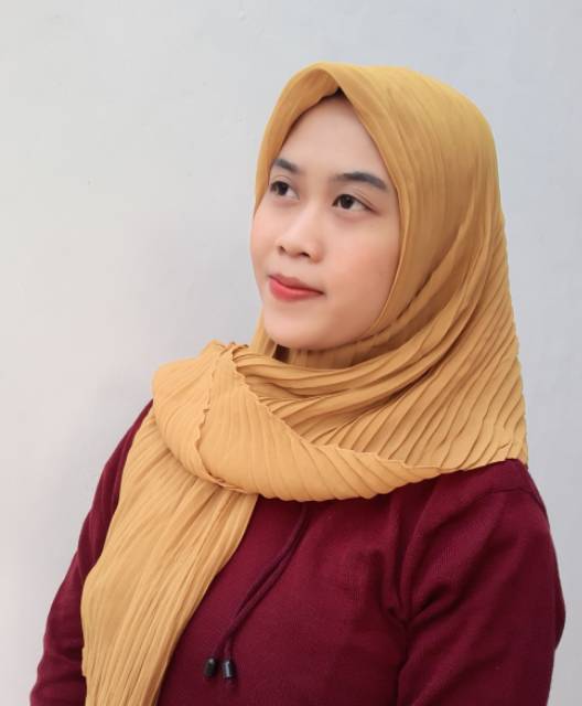 Kerudung Segi Empat Plisket Bella Pleated Press Terbaik