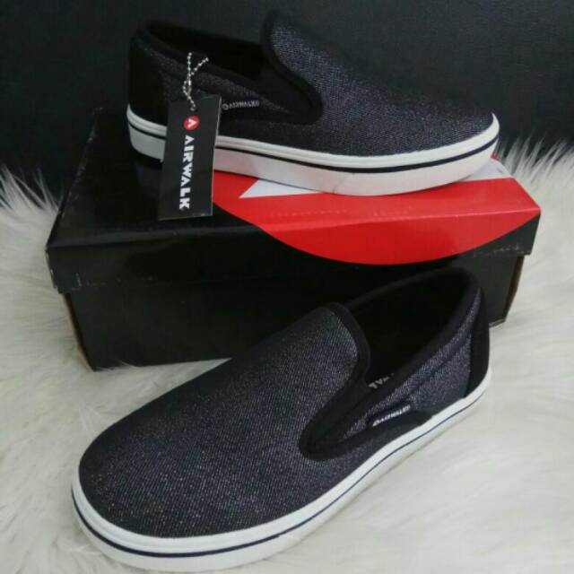 Airwalk sepatu anak