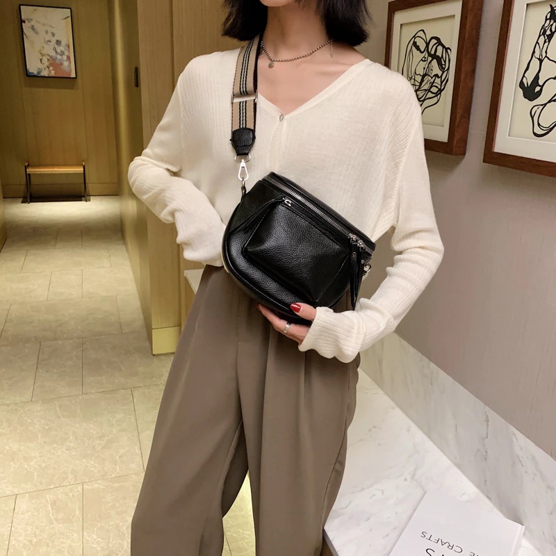 tas selempang wanita/tas selempang import ori/ tas selempang wanita terbaru 2022/ tas selempang wanita kekinian/ tas selempang wanita korea/ tas selempang wanita termurah / tas selempang wanita anak perempuan/ tas selempang dan bahu wanita/ others