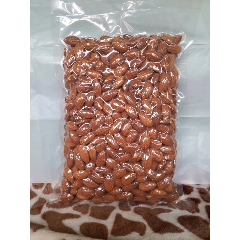 

Almond Roasted (Kacang Almond Panggang) Blue Diamond tanpa cangkang