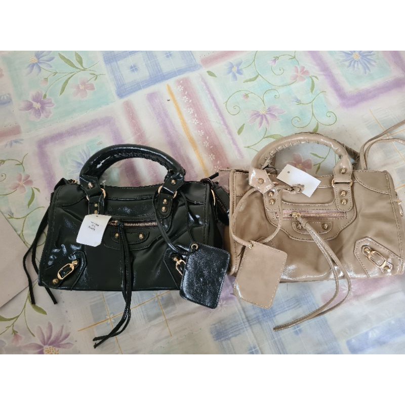 Tas balenciaga selempang