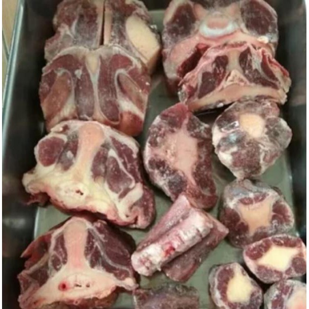 

BUNTUT/OXTAIL SUPER (500 GRAM)