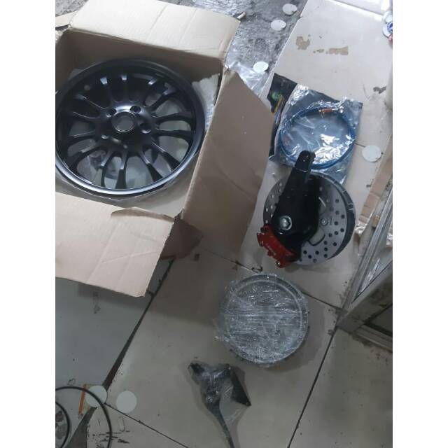 Paket  kumplit ring 12 set plus cakram depan vespa pork kaki 3