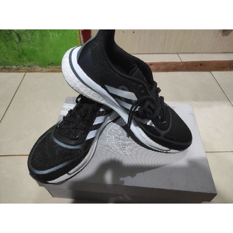 Sepatu Adidas Supernova + 2021