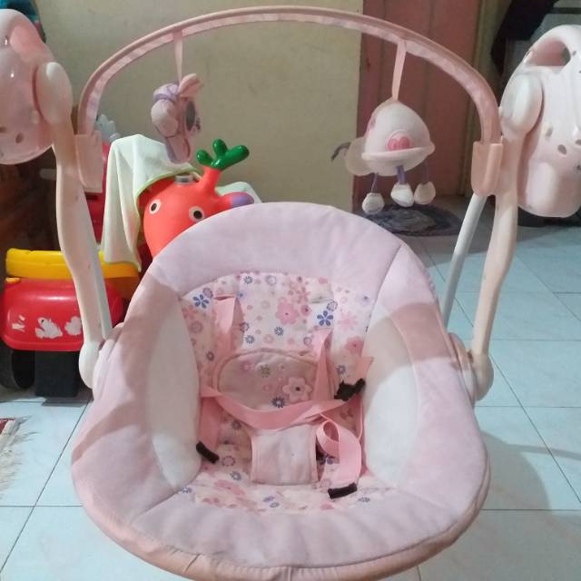 Baby swing babyelle / Ayunan bayi merk babyelle bekas / ayunan babyelle preloved