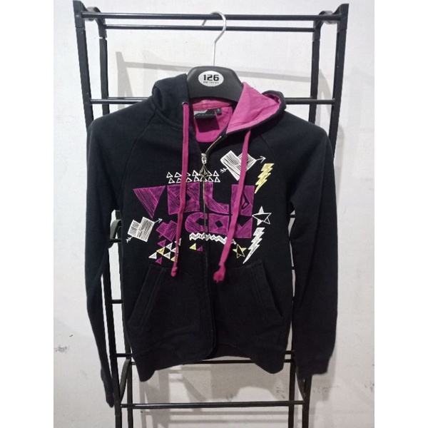 Jaket wanita volcom (second original)