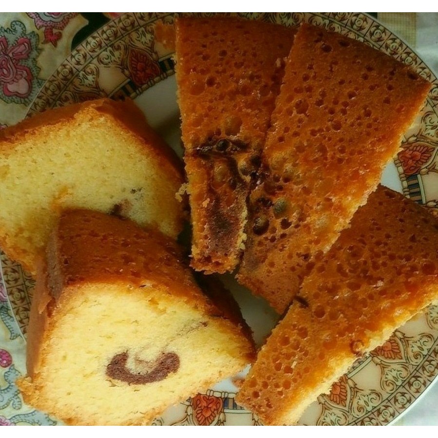 

home made classic cake