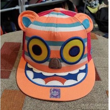 topi elstinko dewasa