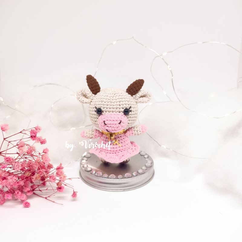 boneka rajut sapi