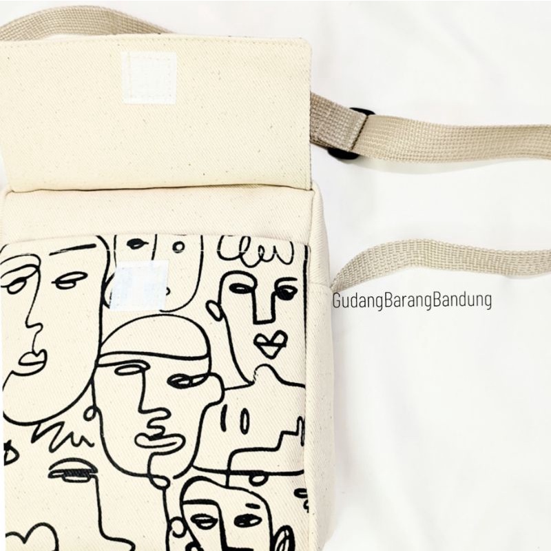 Sling Bag Kanvas Resleting Wanita dengan Desain Korean Style Fara Gaya yang Elegan untuk Aktivitas Sehari-hari!