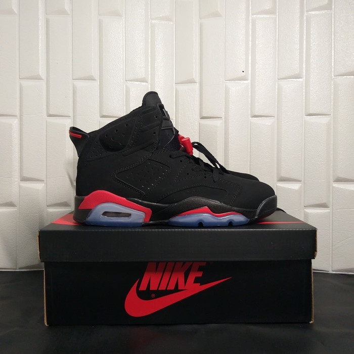 retro 6 bred