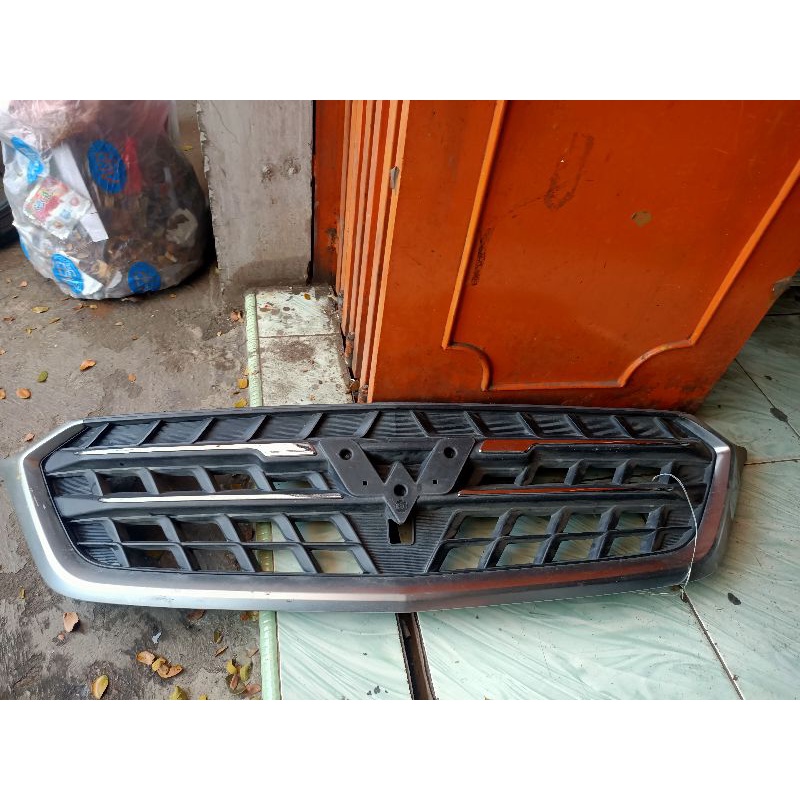grill wuling almaz original