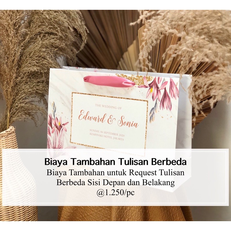 

Biaya tambahan Request Tulisan sisi Depan & Belakang Berbeda