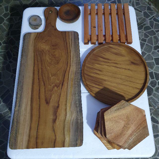 Piring Kayu Jati D. 20cm / Teak Wood Plate