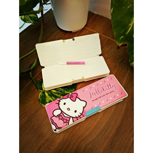 

Tempat Pensil Magnet Multi Fungsi Bisa Untuk Papan Tulis