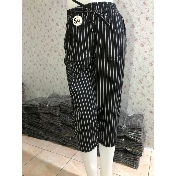 Celana Jumbo 7/8 Wanita Salur ~ Celana 7/8 Wanita Jumbo Motif