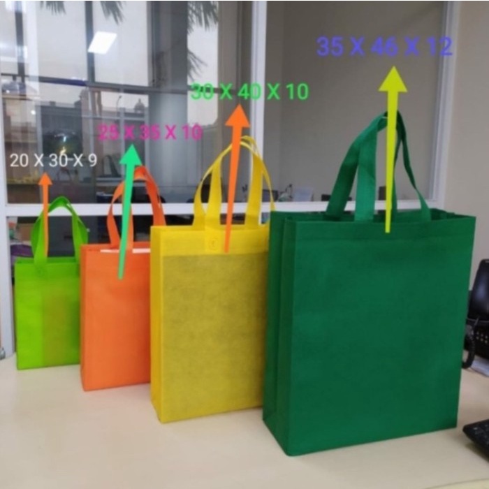 

SALE Tas spundbond polos box 30x40x10 harga per lusin
