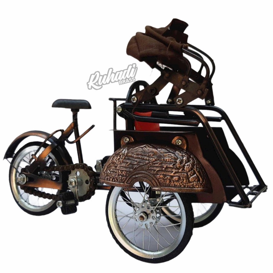 Miniatur Becak Jawa /Becak Jogja / Becak Surabaya / Besi 29x10x20cm