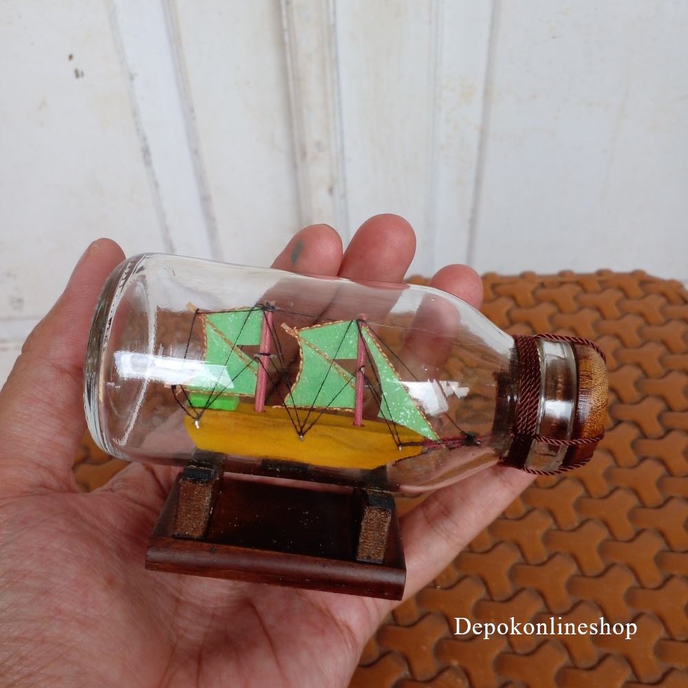Botol Pajangan Ruangan Rumah Hiasan Meja Kerja Kantor Miniatur Perahu Layar Hiasan Lemari Pajangan Rak Dinding Unik Dekorasi Kamar Tidur Anak Laki Perempuan Kapal Laut Pinisi Dalam Botol Murah-2