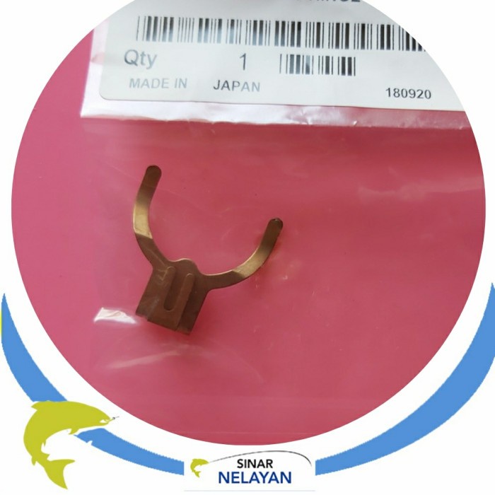 Float hinge / lidah karburator mesin tempel Tohatsu 3.5pk. Asli Japan.