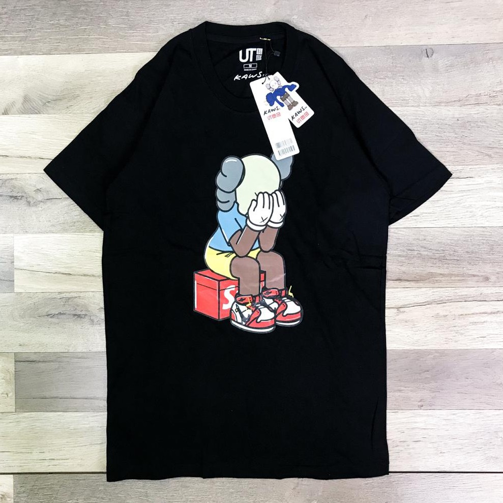 KAOS UNIQLO x KAWS (SUMMER UT GRAPHIC BLACK) - 100% COTTON - TERLARIS-CRYING HYPE