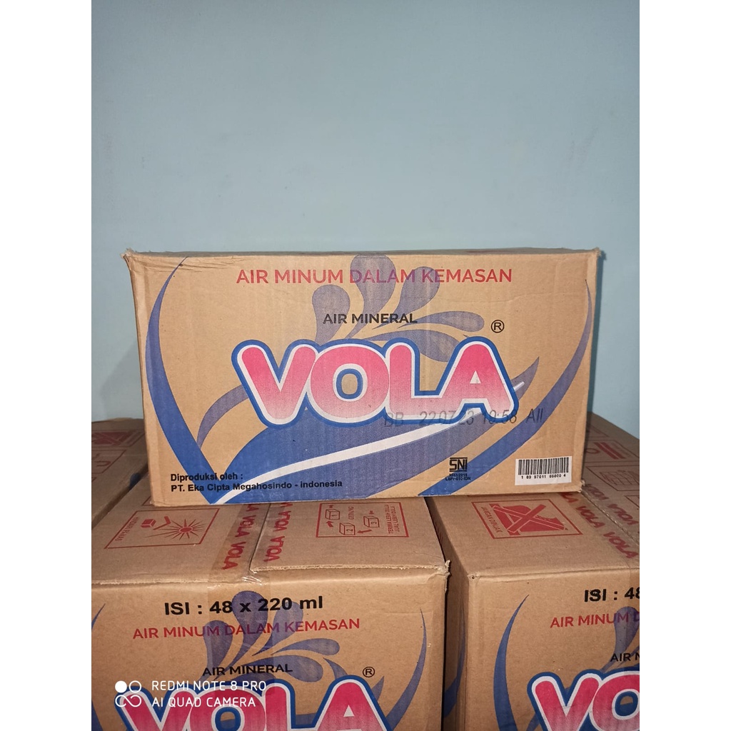 

VOLA AIR MINERAL GELAS CUP 220 ML