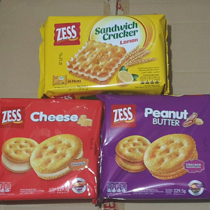 Jual BISKUIT ZESS CRACKERS SANDWICH CHEESE Shopee Indonesia