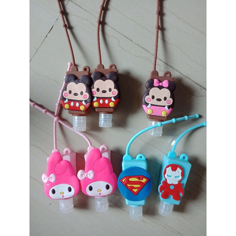 gantungan tas hand sanitizer karakter
