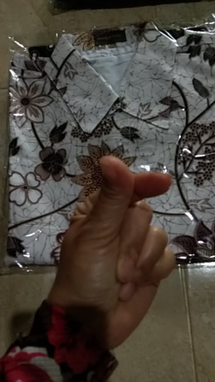 Kembang Rambat Pendek Kemeja Batik Pria Full Furing Bahan Katun Cabut Primisima