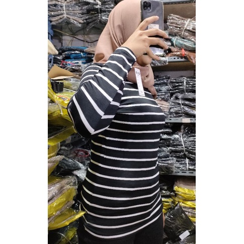 atasan salur belang bahan spandek rayon tebel